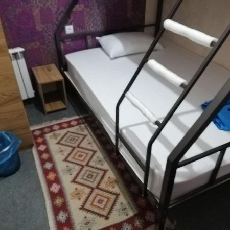 Hostel Violet Tiflis Exterior foto