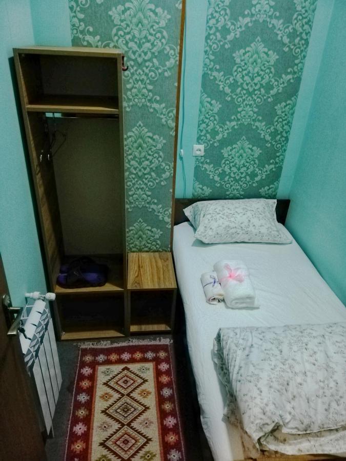 Hostel Violet Tiflis Exterior foto